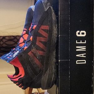 Dame 6 ruthless Size 12